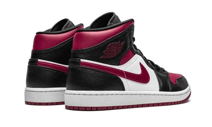 Air Jordan 1 Mid Bred Toe - Taille : 42.5 EU 3/4