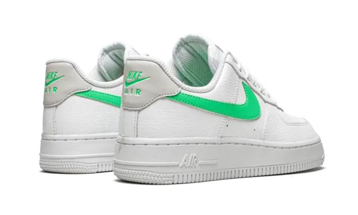 Air Force 1 Low '07 Green Glow - Taille : 42 EU 3/4
