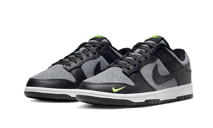 Dunk Low Black Grey Green Strike - Taille : 45.5 EU 2/3