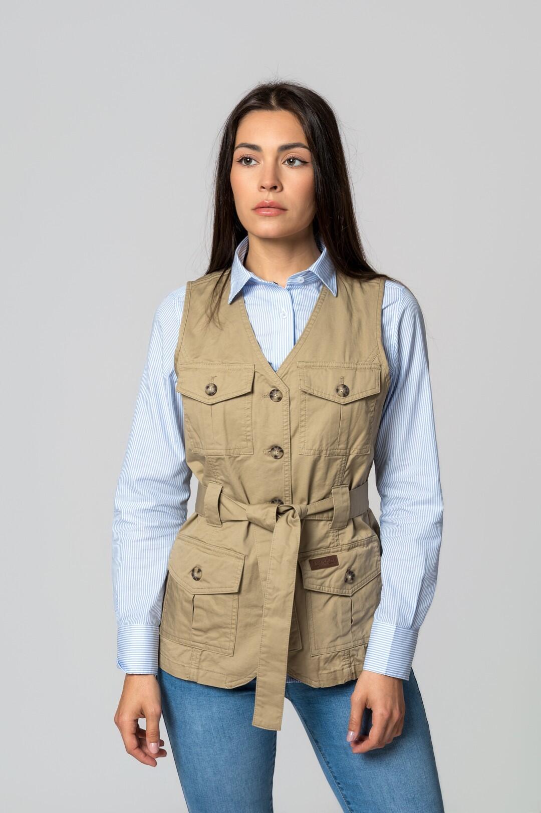 CHALECO SAHARIANA 4 BOLSILLOS BEIGE 4/5