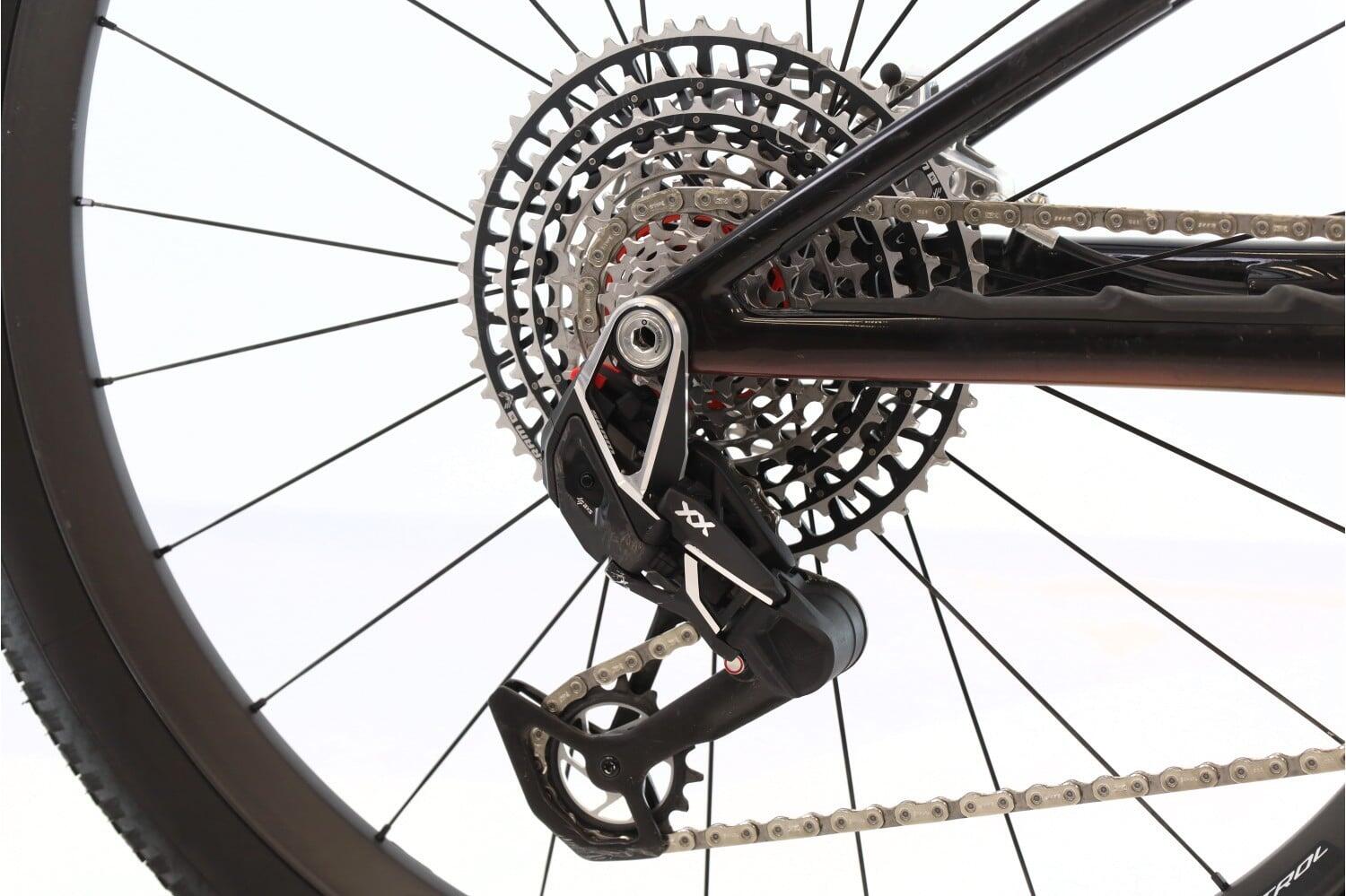 Full-suspension MTB ·  S-Works Epic 8 XX SL AXS · Guter Zustand 3/8