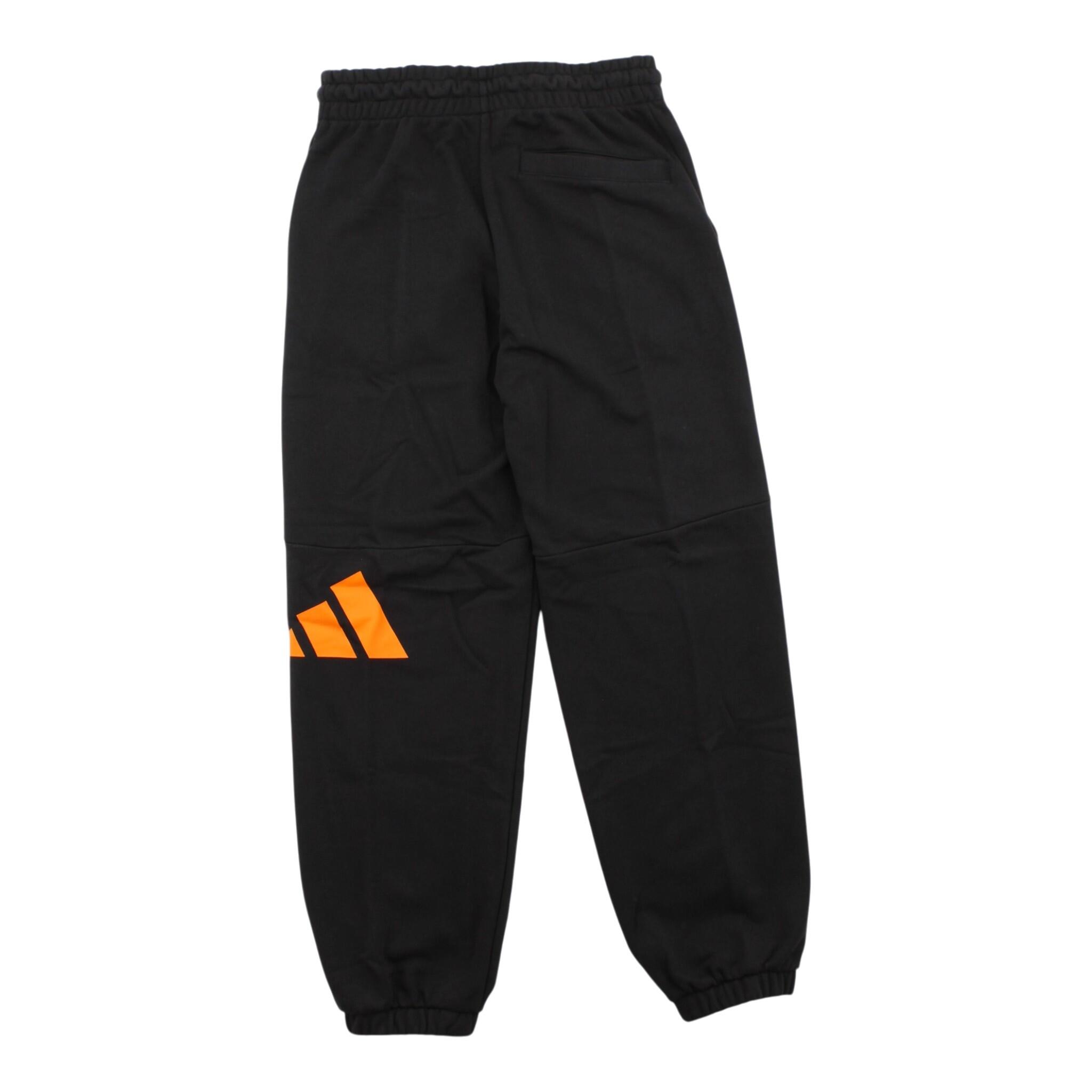 Trainingshose Future Icons 3-Streifen in Schwarz 3/4