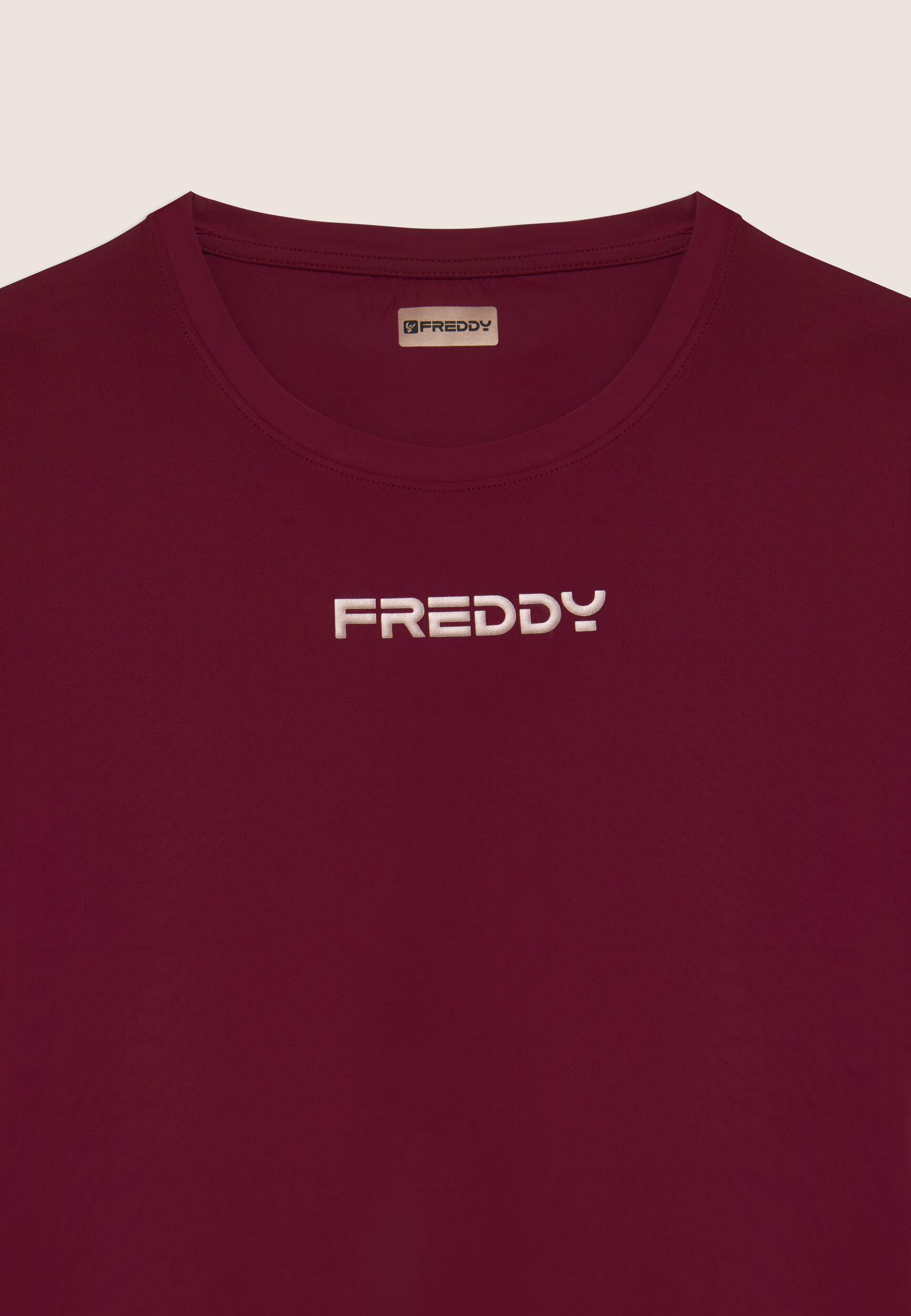 T-shirt classique en tissu technique léger 3/3