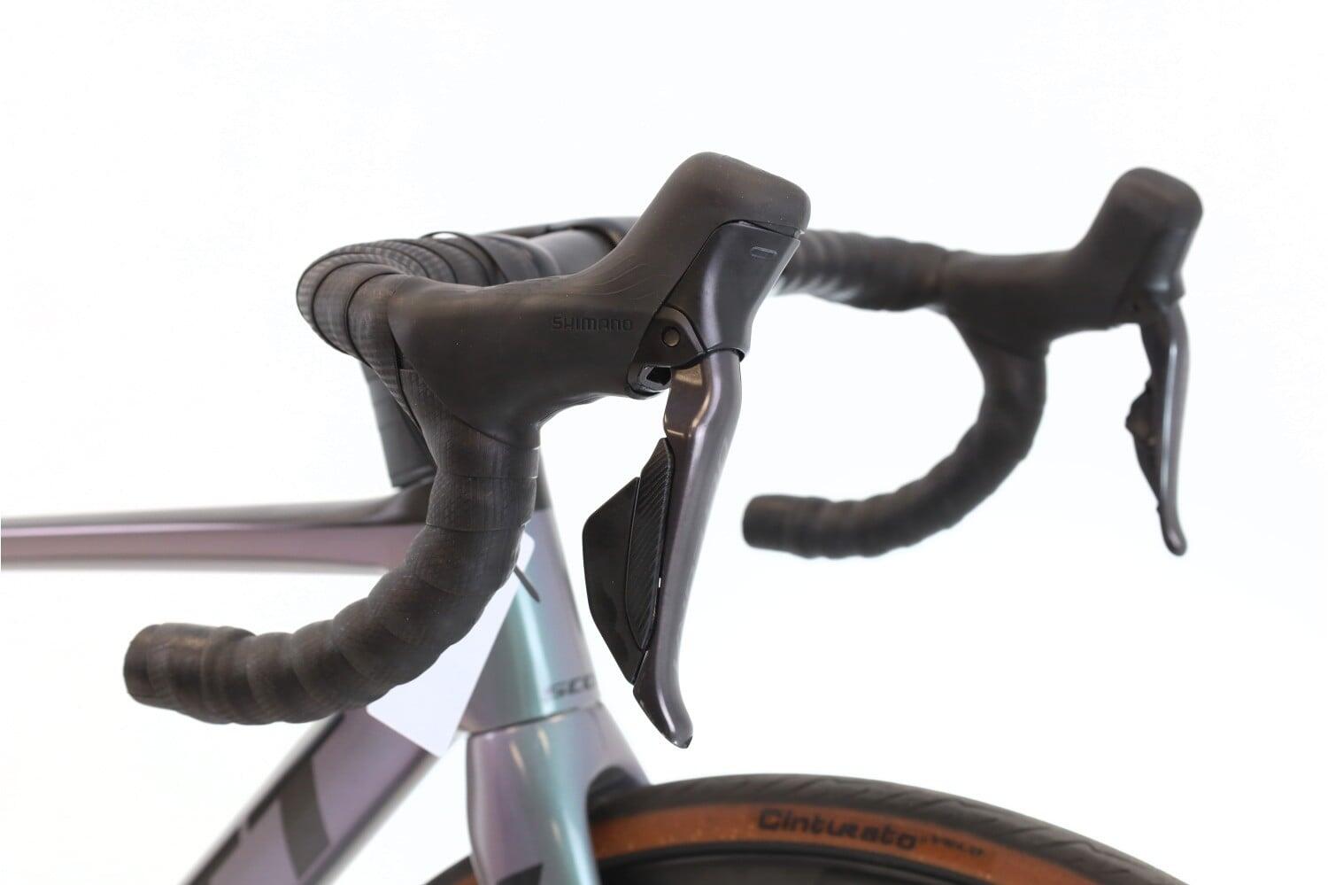 Bici strada ricondizionata ·  Addict RC 15 Di2 12V · Ottimo stato 6/8
