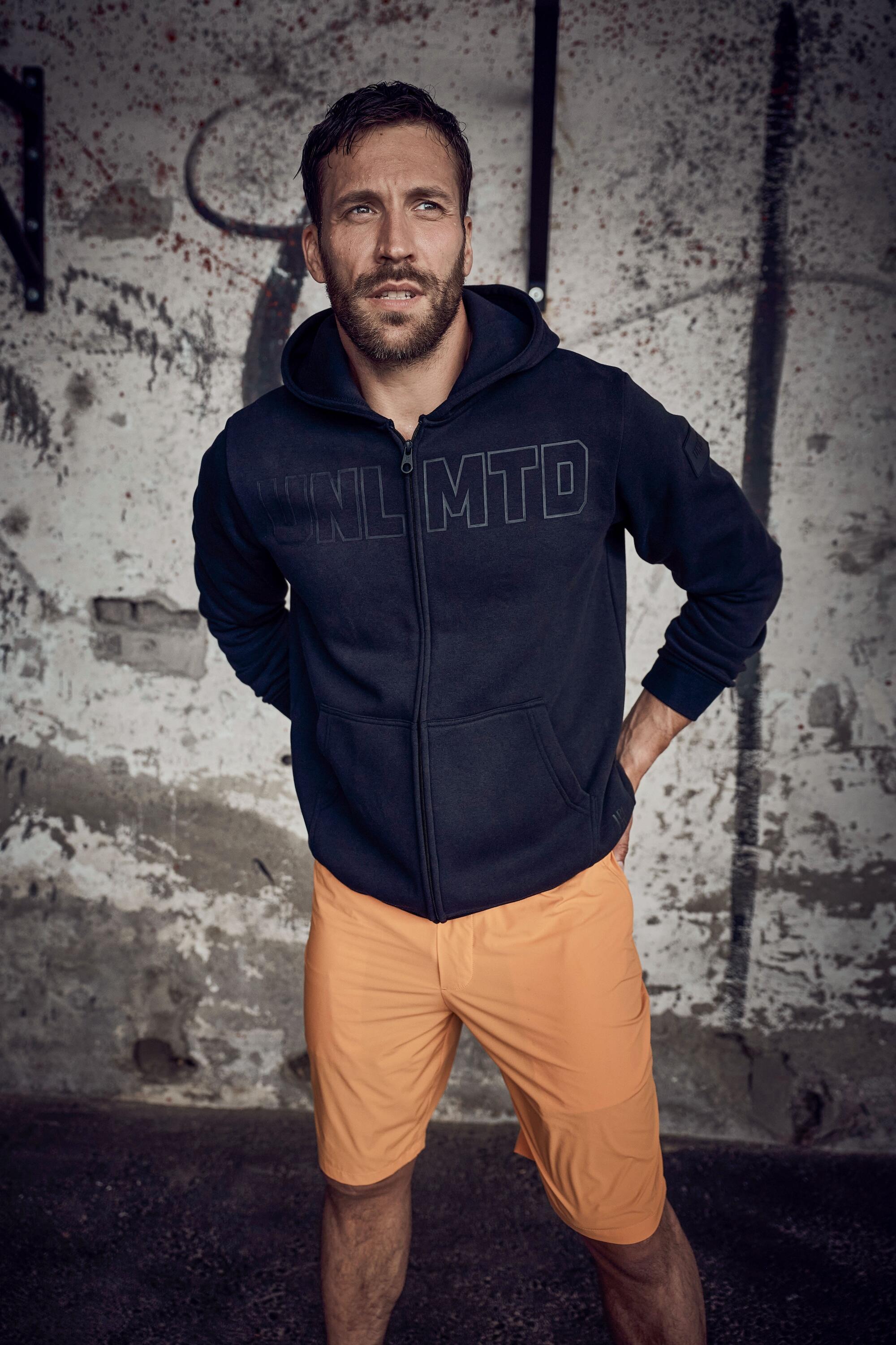 Hommes Bermuda technique technologies FLEXNAMIC® et QuickDry collection Fitness 6/6