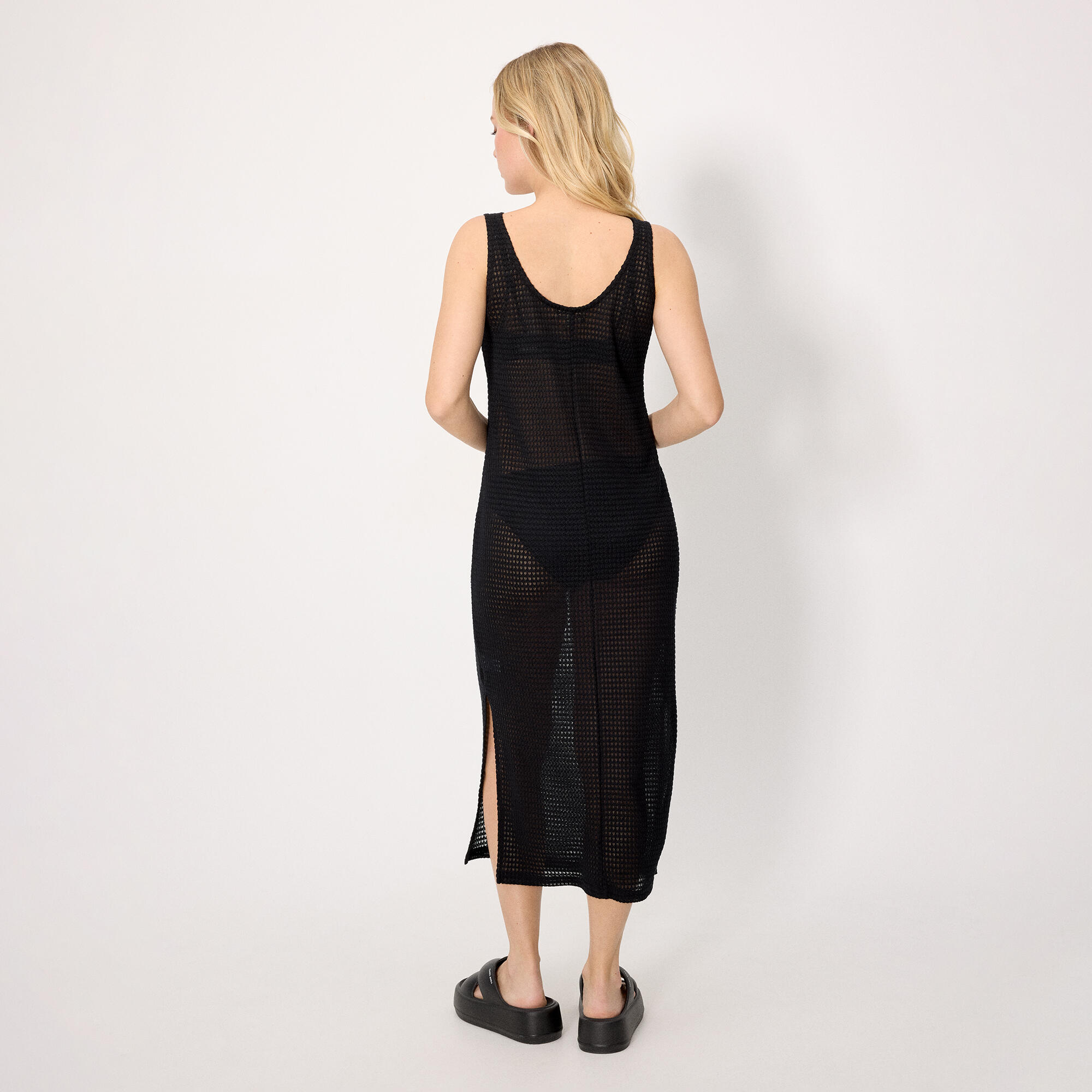 Vestido largo calado tirantes negro 2/4