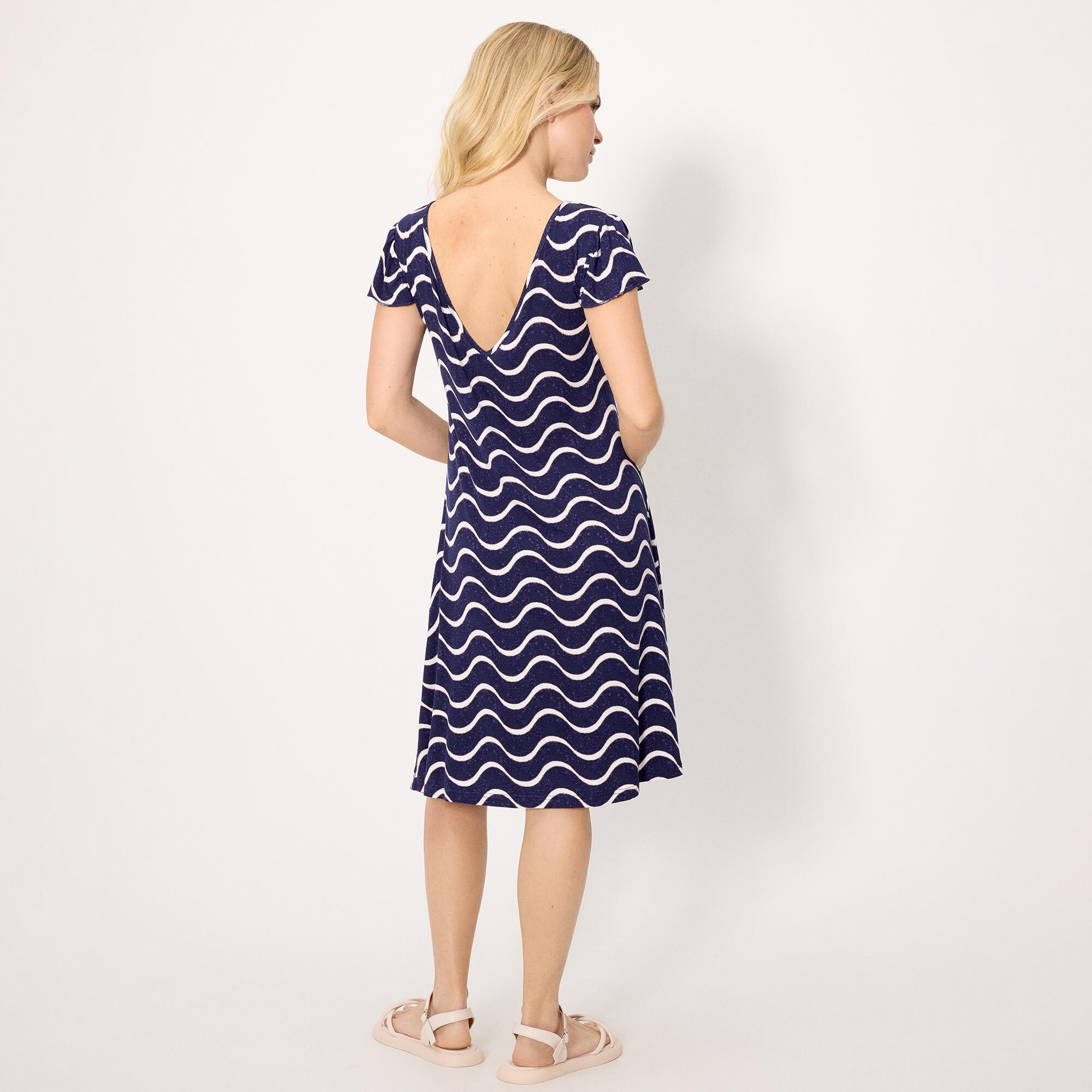 Vestido manga corta estampado ondas 5/7