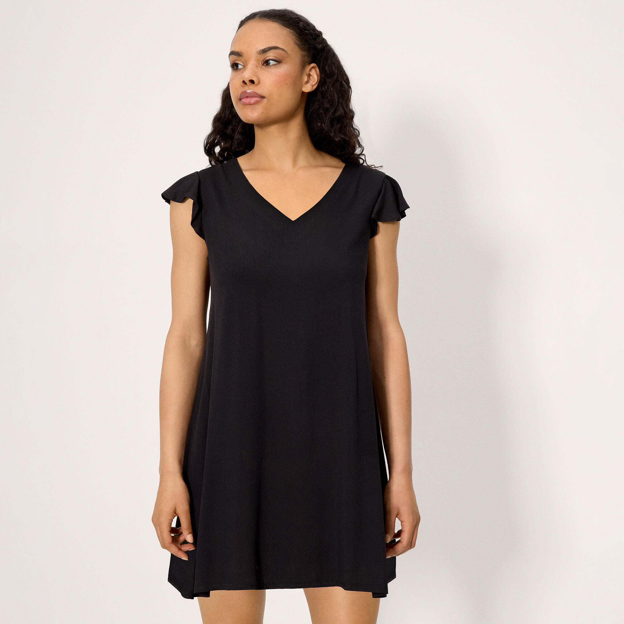robe courte noire à col en V 1/4