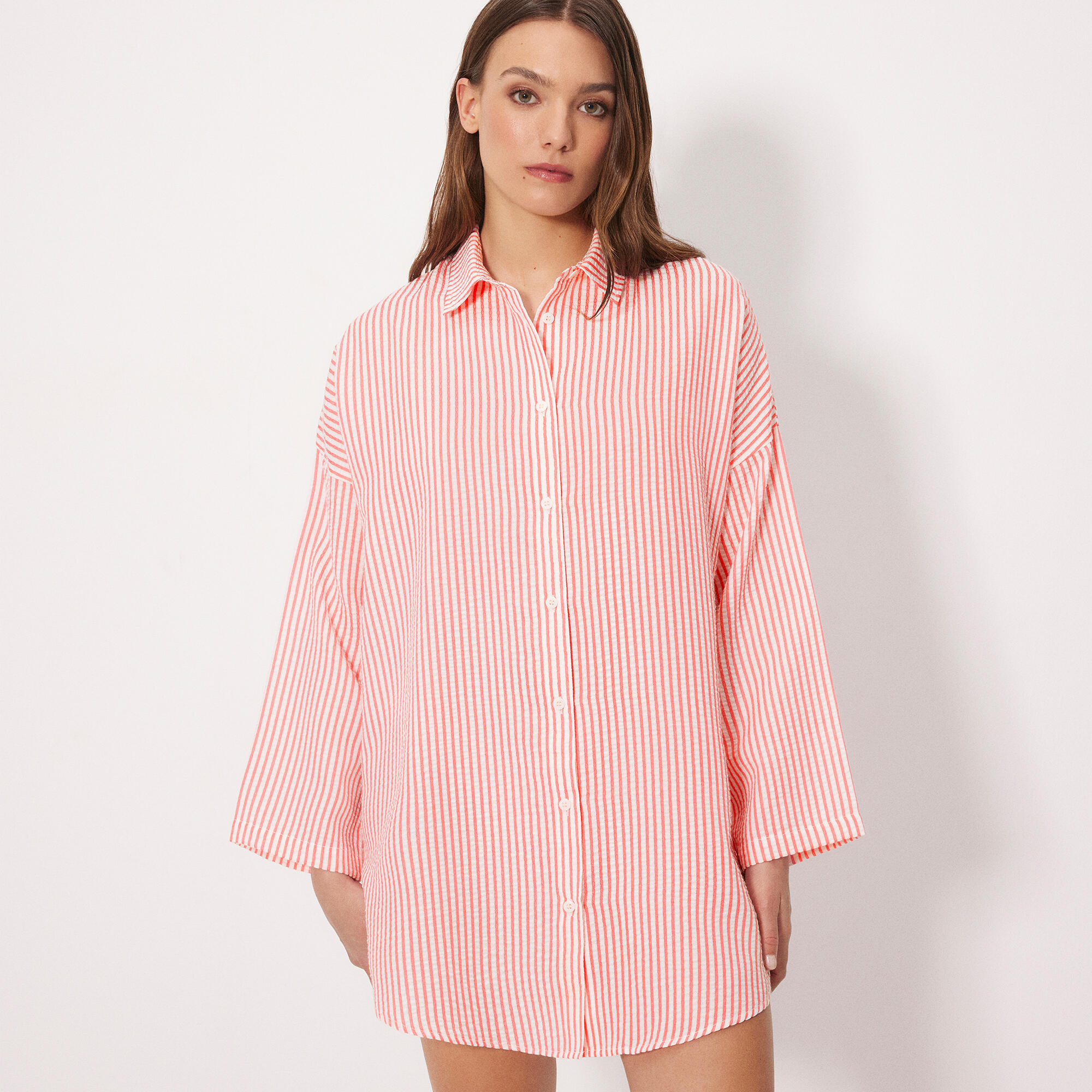 Chemise longue en coton rose à rayures 1/4