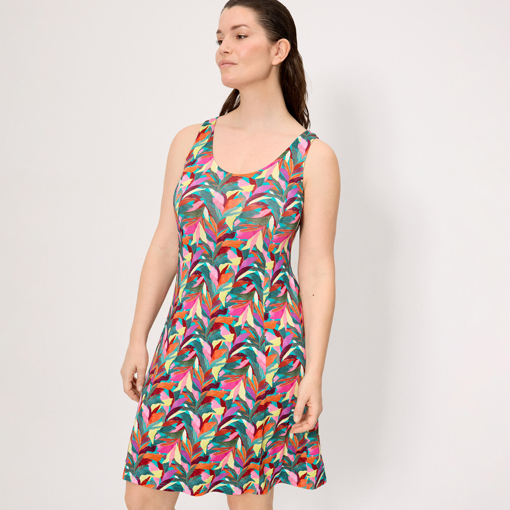 Vestido corto tirantes recto estampado 3/6