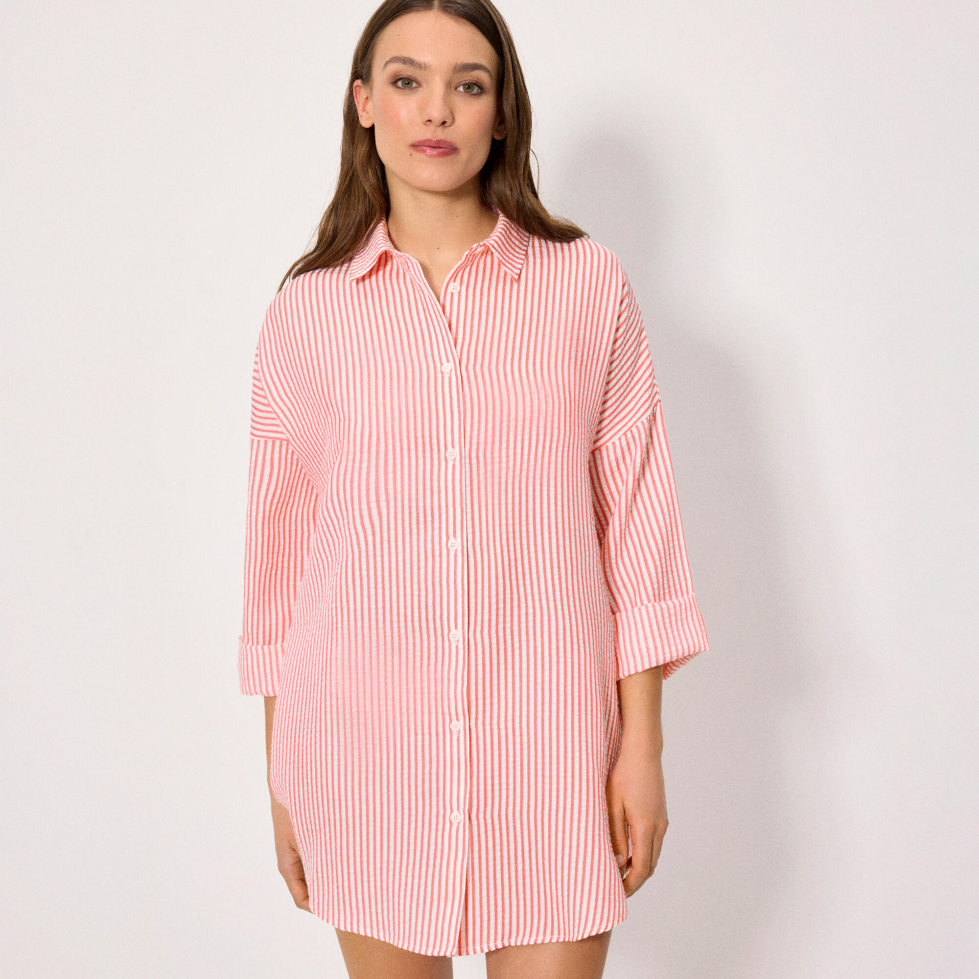 Chemise longue en coton rose à rayures 2/4
