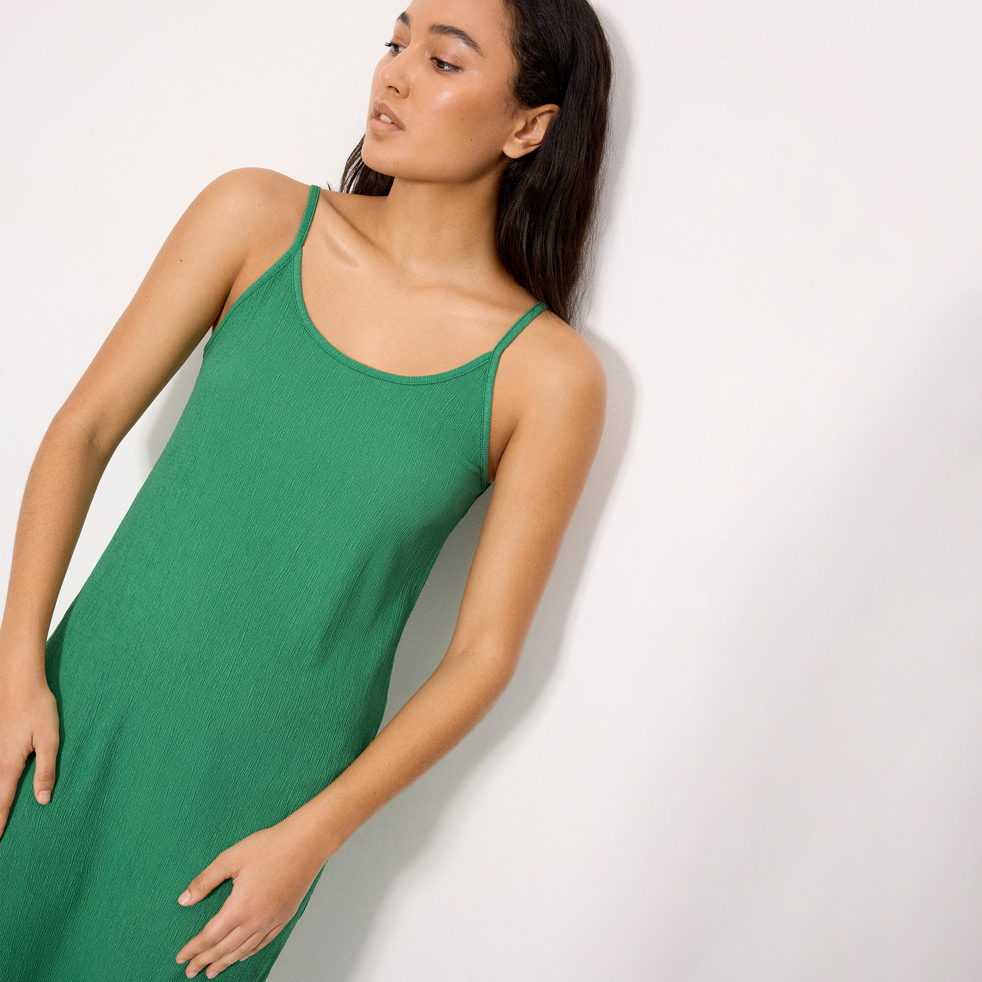 Vestido largo ligero verde 4/4