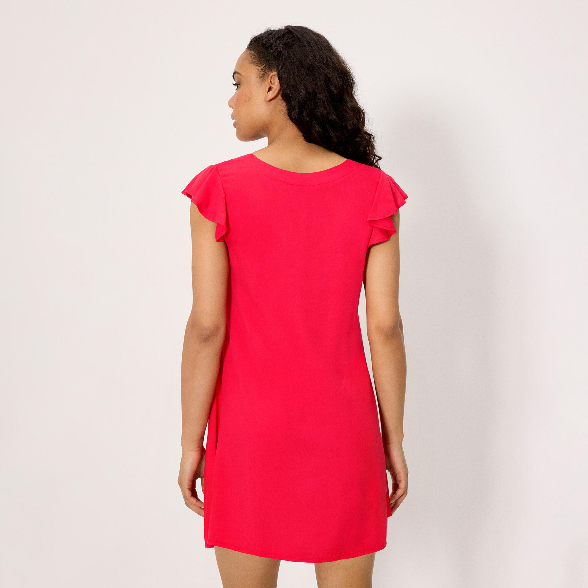Robe courte corail à col en V 2/4