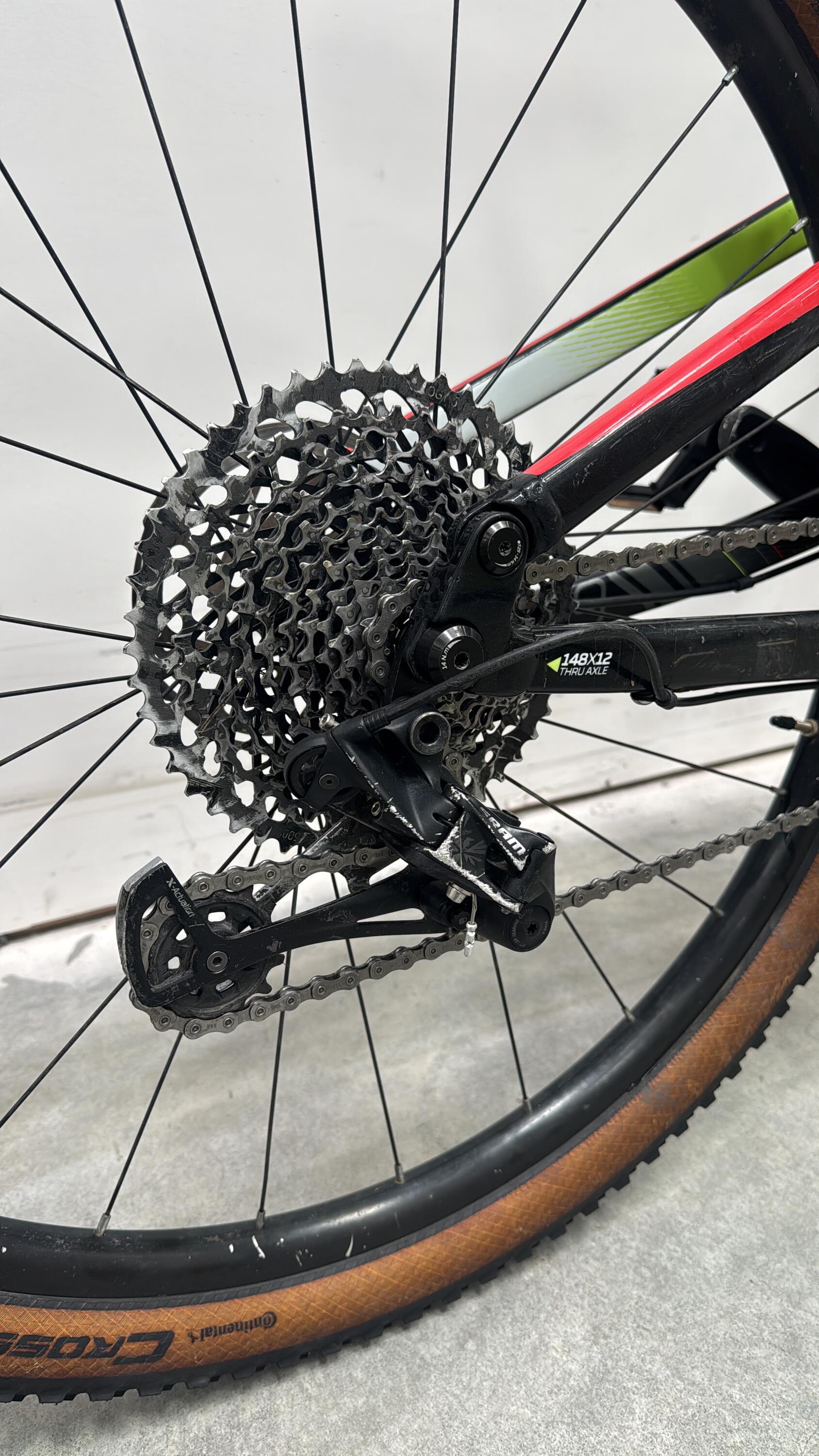 ROCKRIDER XC 900 S-M - SegundaVida: Bom 3/5