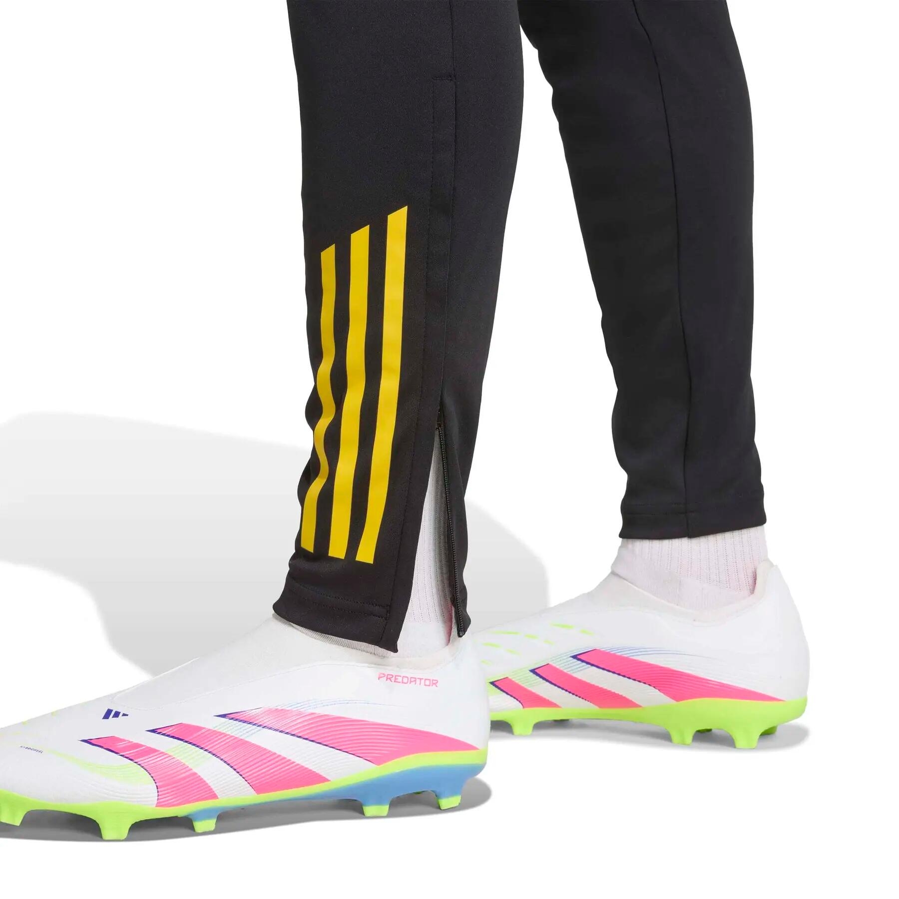 Manchester United Trainingshose EU 2025/26 4/5