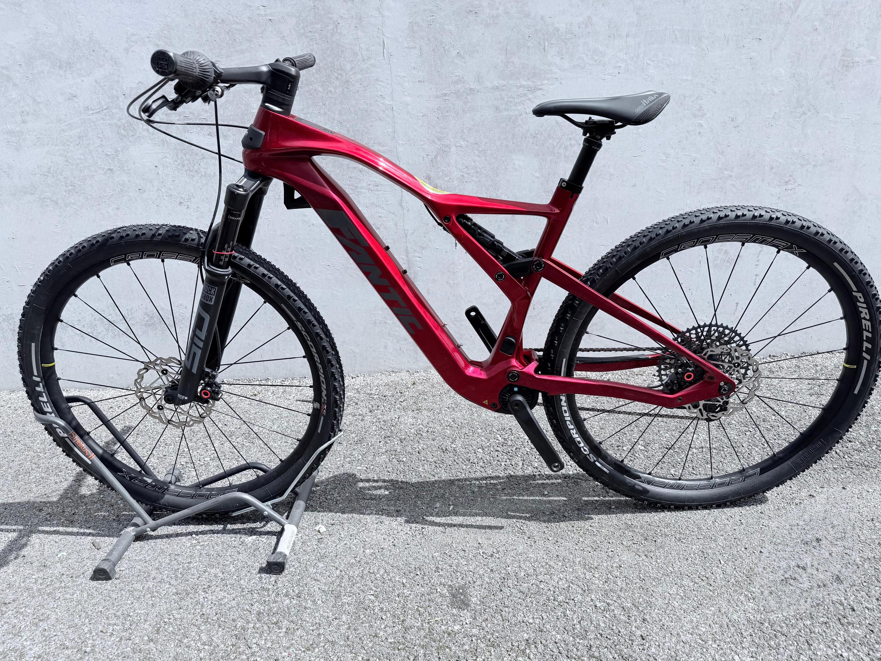 Segunda vida - RAMPAGE XC 1.2 360Wh Race - Muy buen estado 2/7