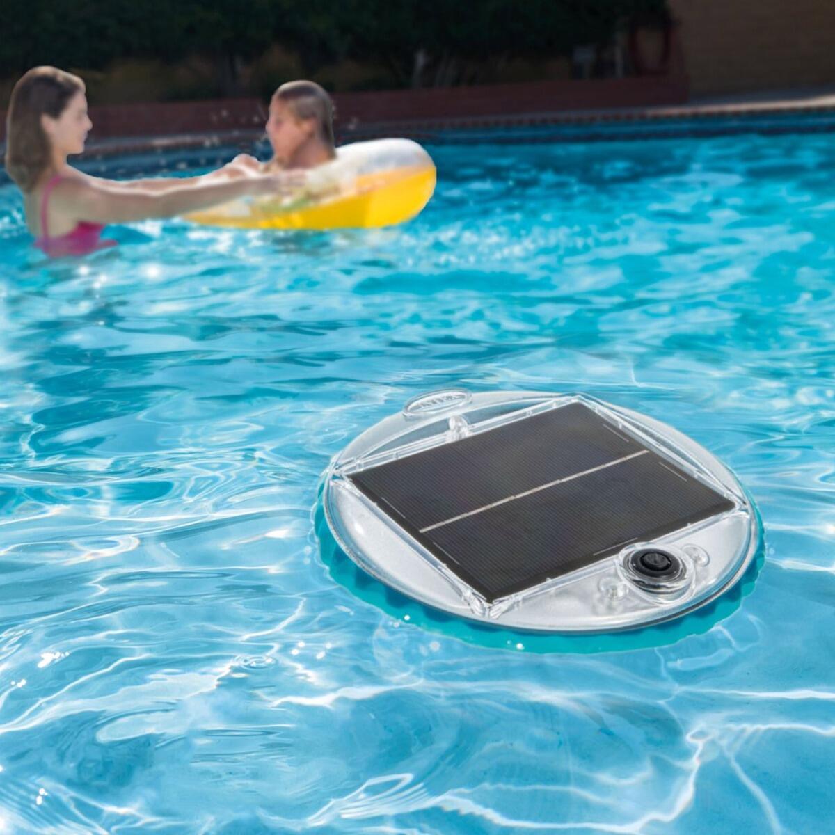 Luz led flotante de carga solar para piscinas Intex 5/5
