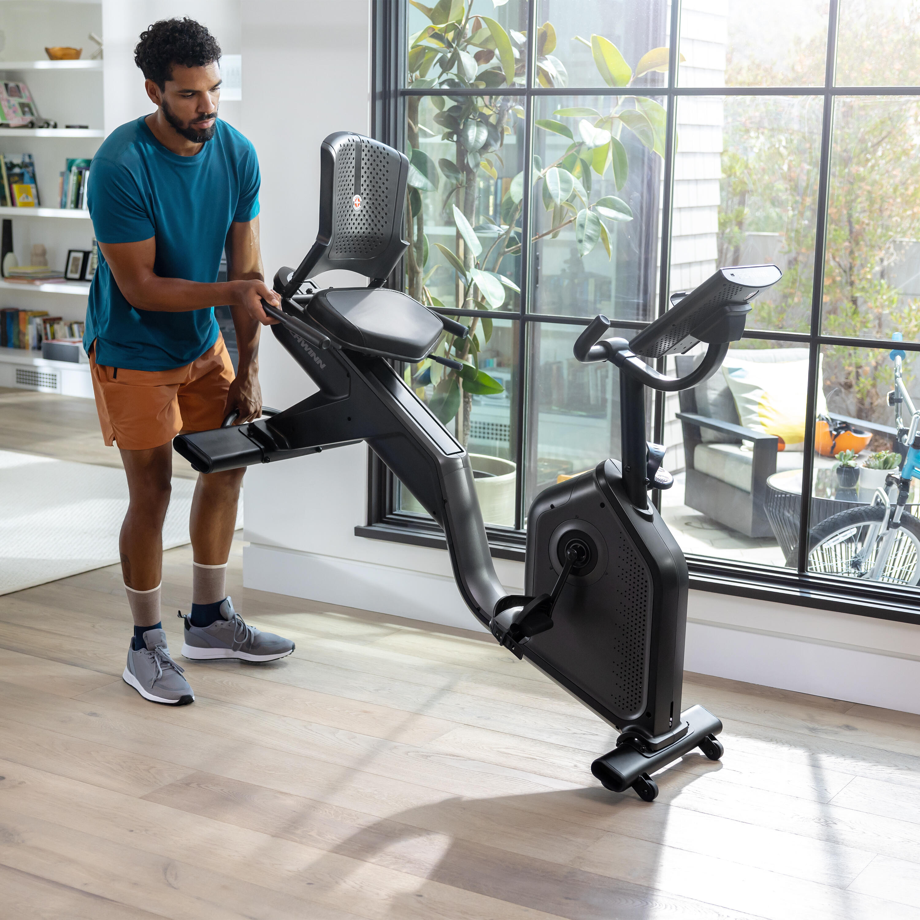 590R Recumbent Bike mit 7" LCD Display inkl. Lautsprecher 7/8