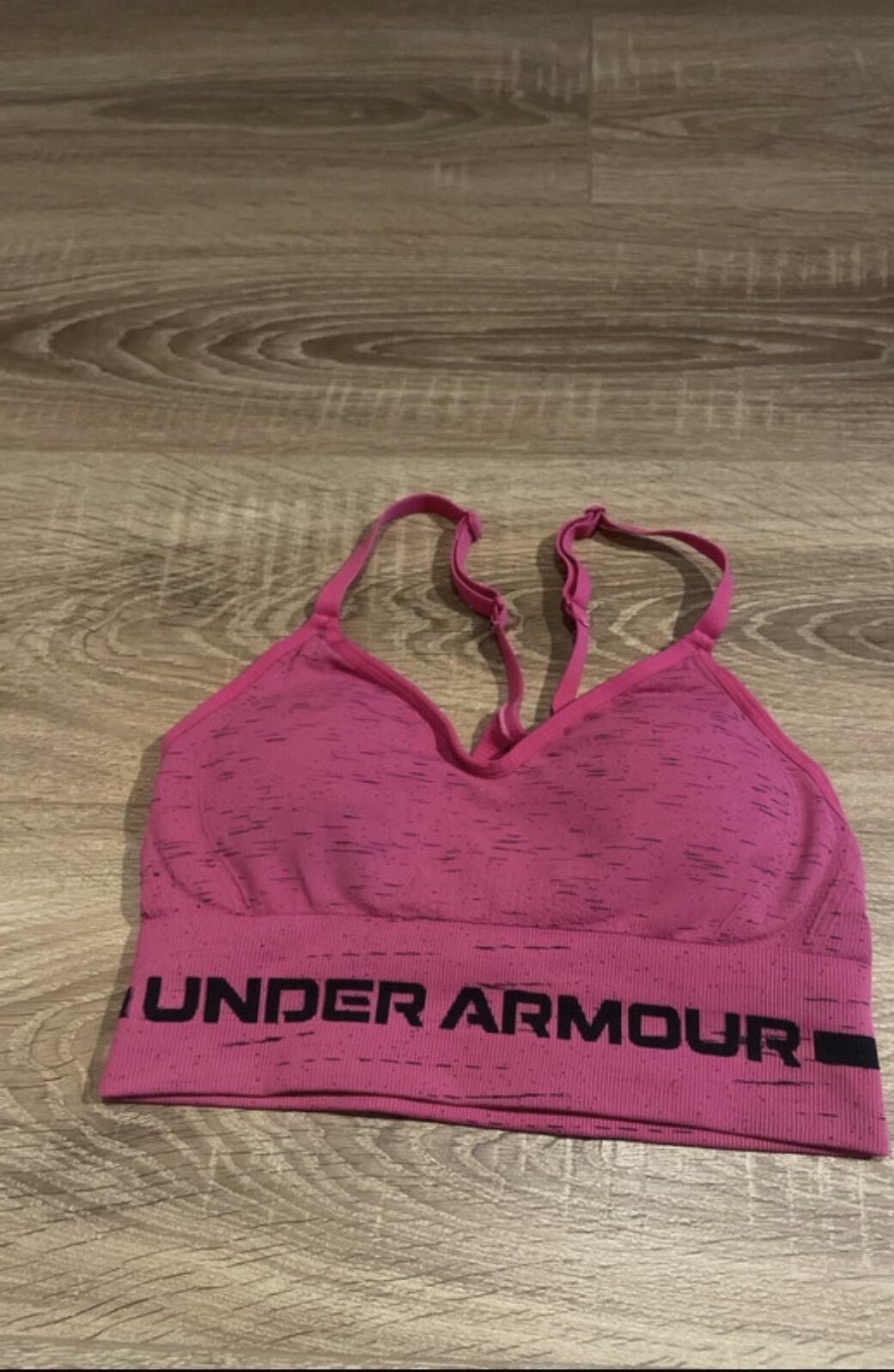 UNDER ARMOUR picture