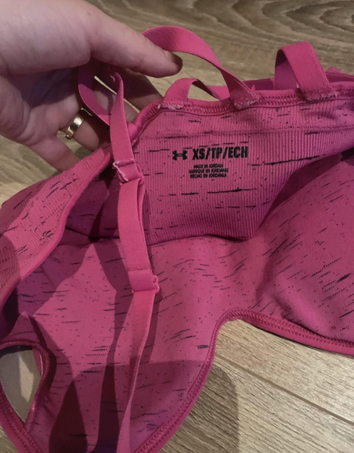 Tussen Particulieren - Under Armour XS roze beha 4/4