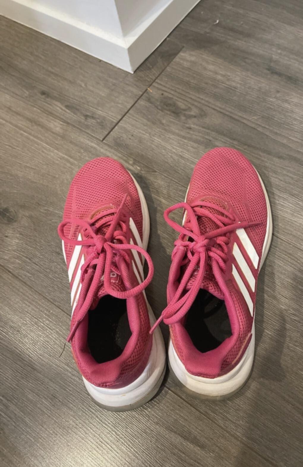 Tussen Particulieren - Adidas run roze maat 36 2/3 5/6