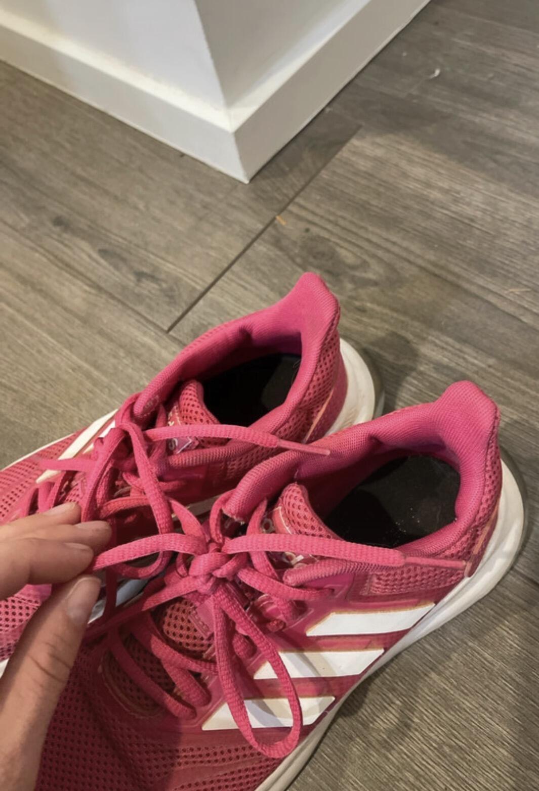 Tussen Particulieren - Adidas run roze maat 36 2/3 4/6