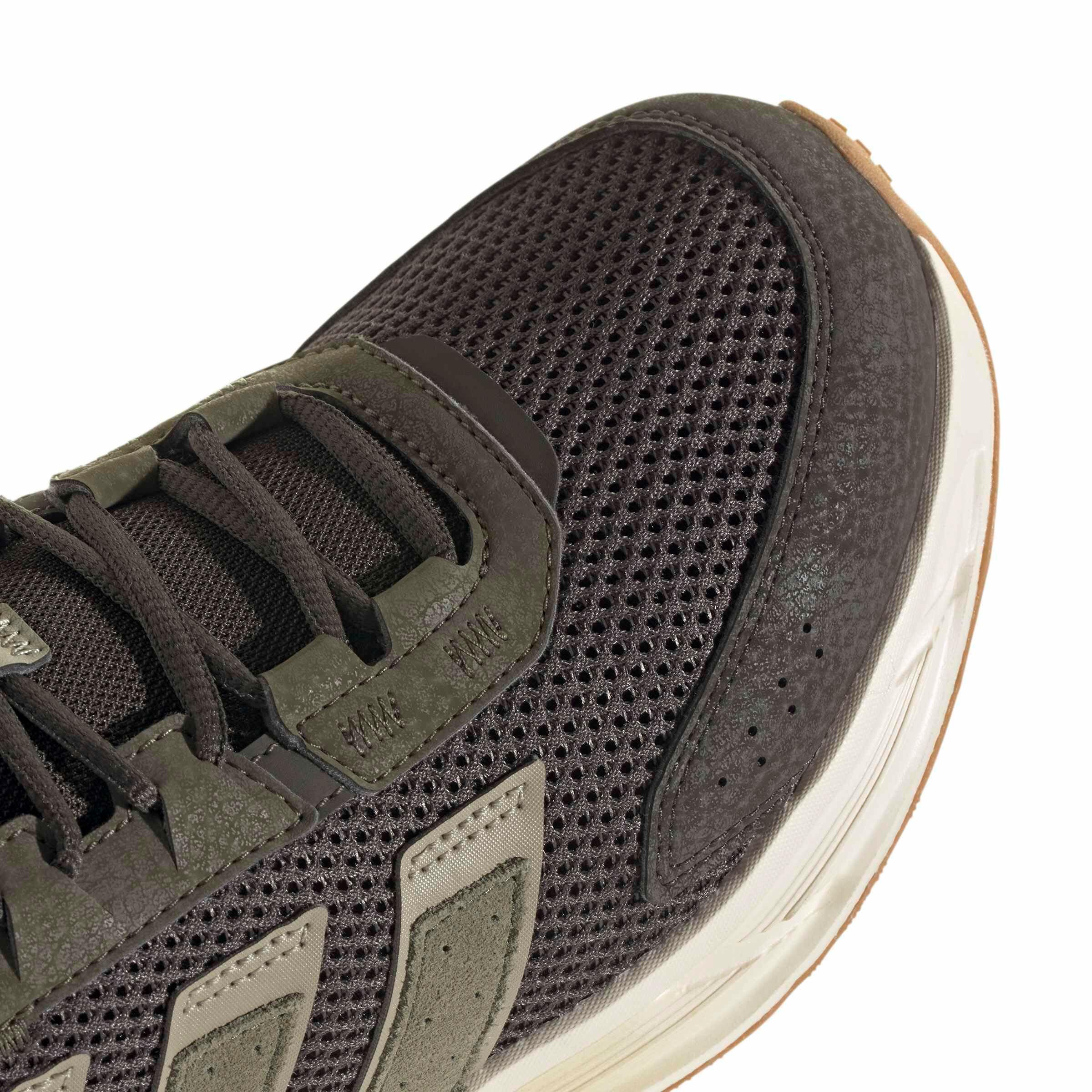 Baskets adidas Astrastar pour homme 6/7