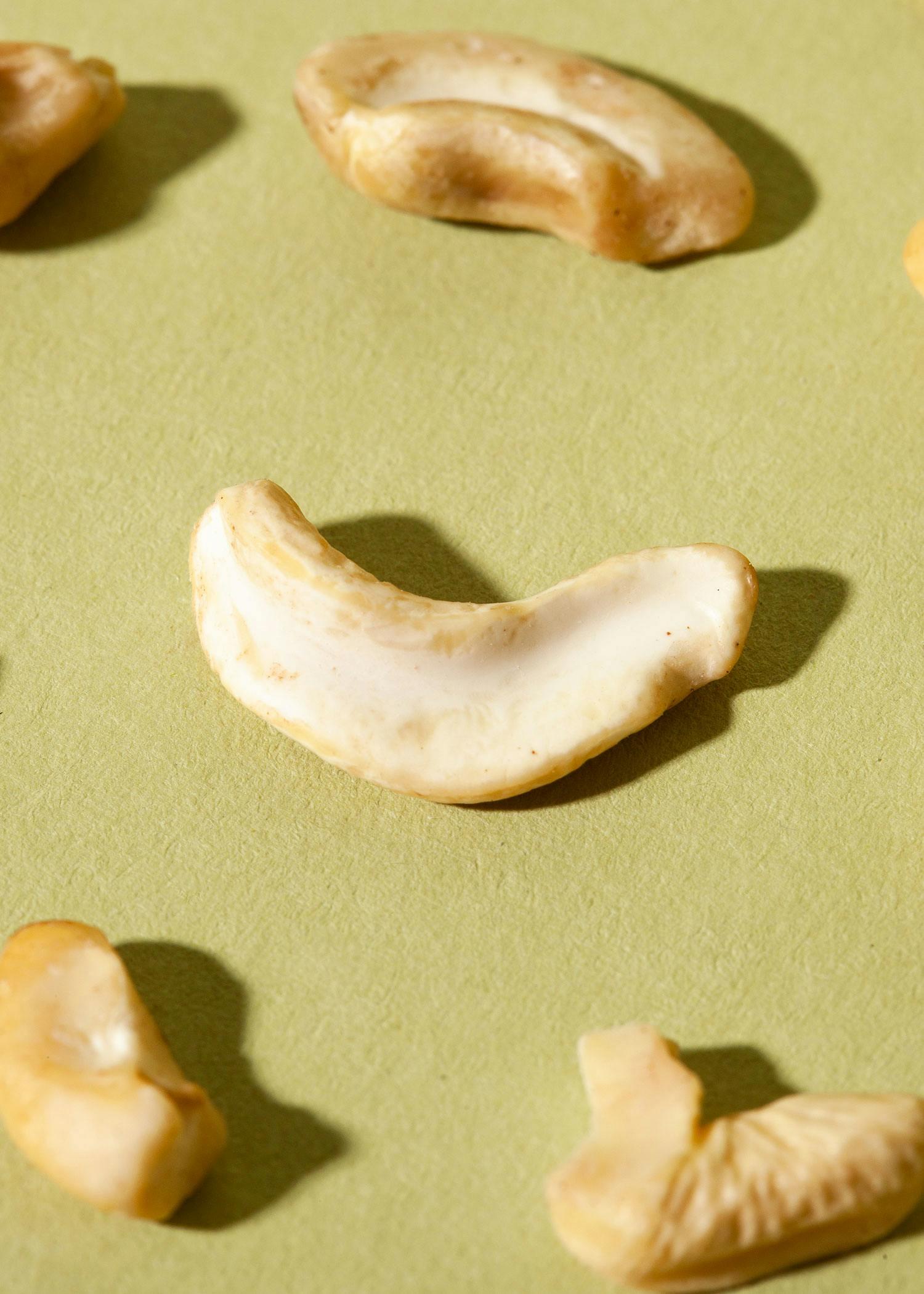 Noix de cajou en morceaux 1 kg 6/7