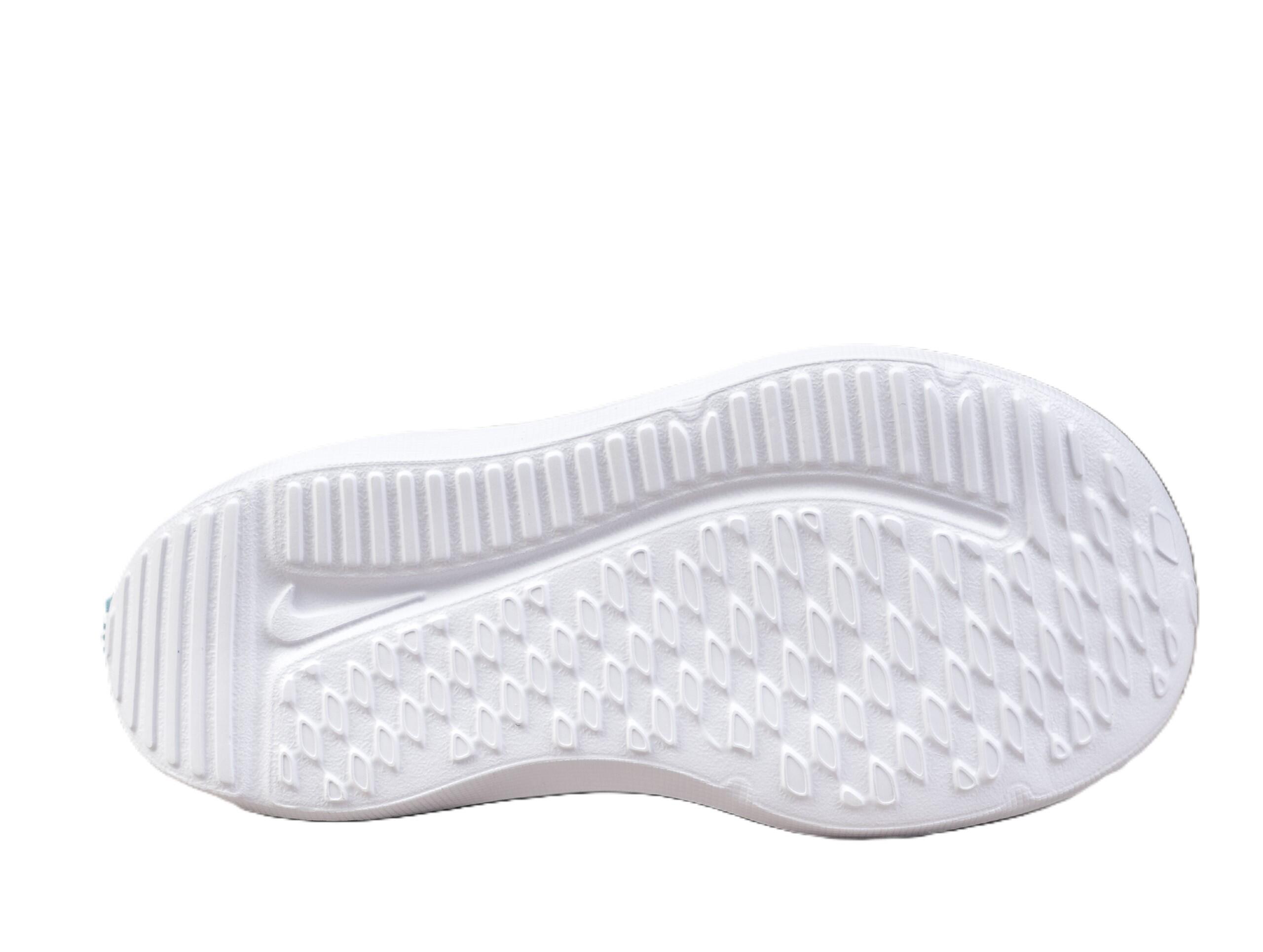 Buty dziecięce sportowe na rzep Nike COSMIC RUNNER 5/6