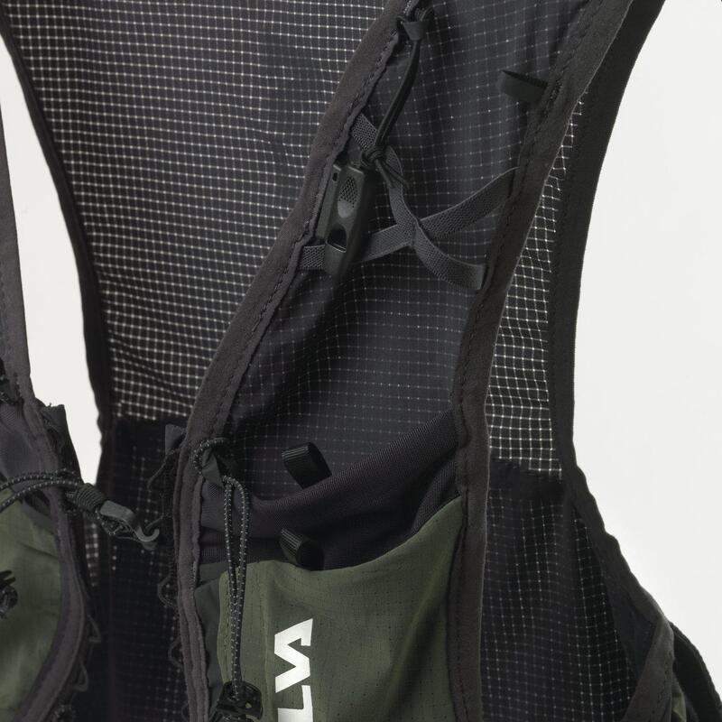 Vesta de alergare Silva Strive Fly Vest