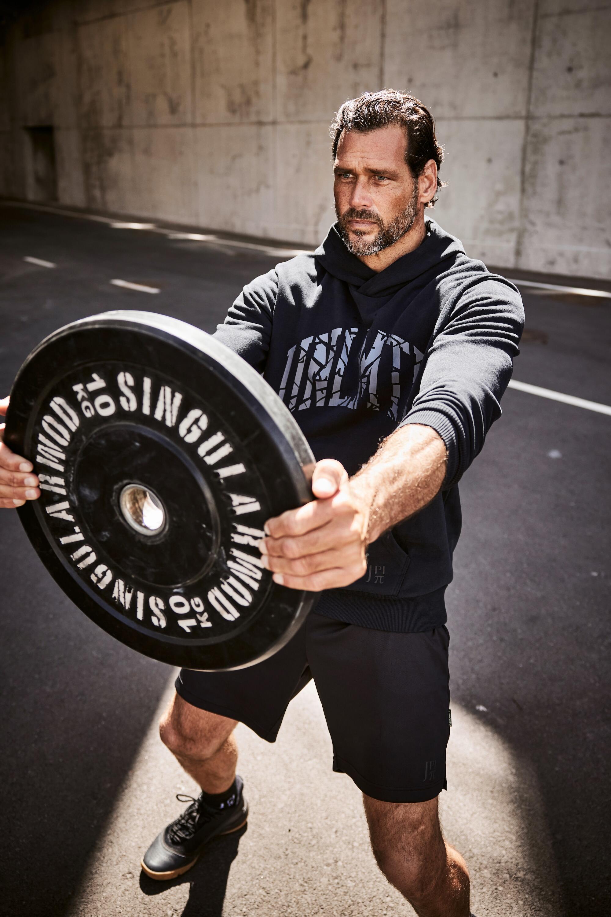Hommes Sweat à capuche Fitness imprimé poitrine et poche kangourou 6/6
