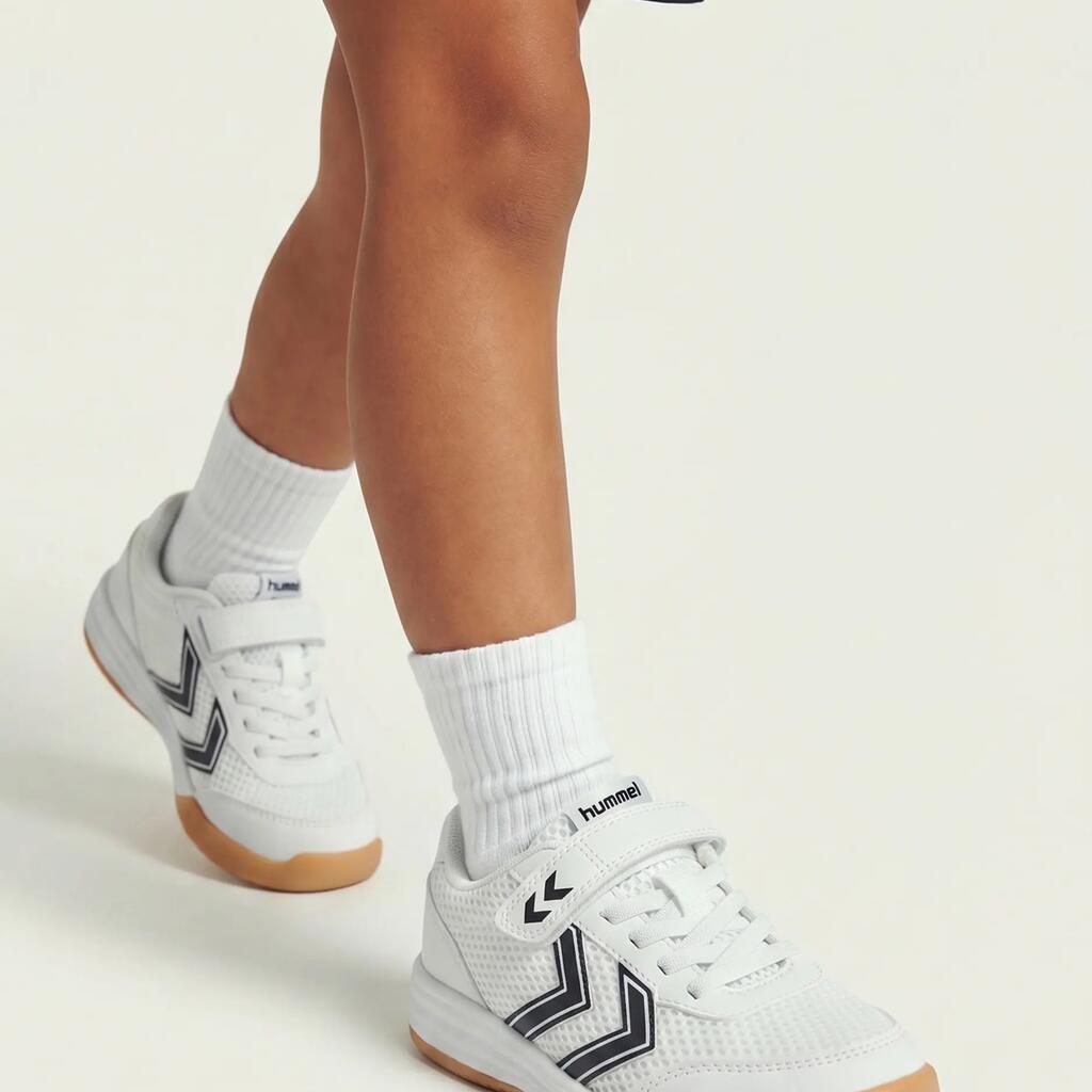 WHITE / BLACK