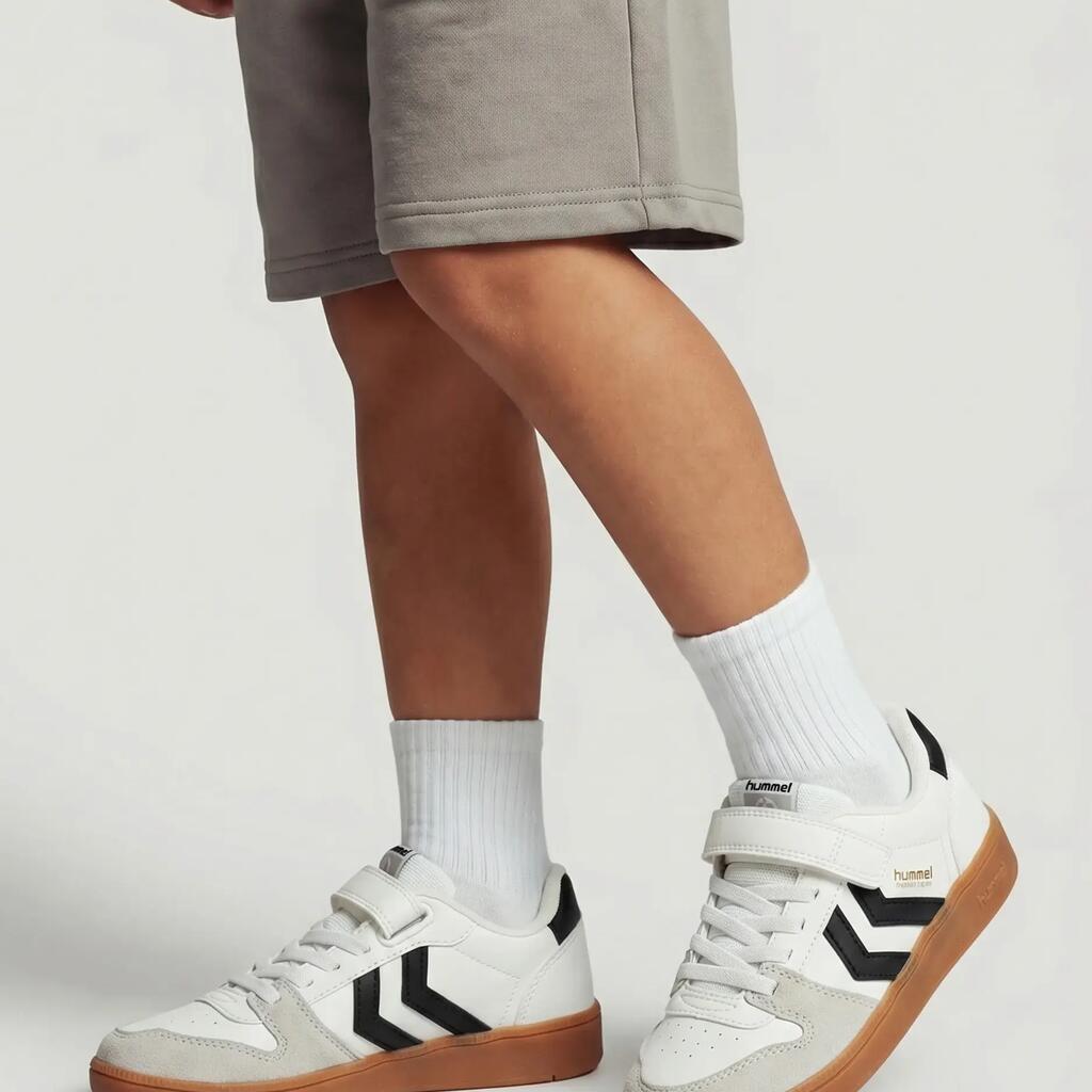 WHITE / BLACK / BROWN
