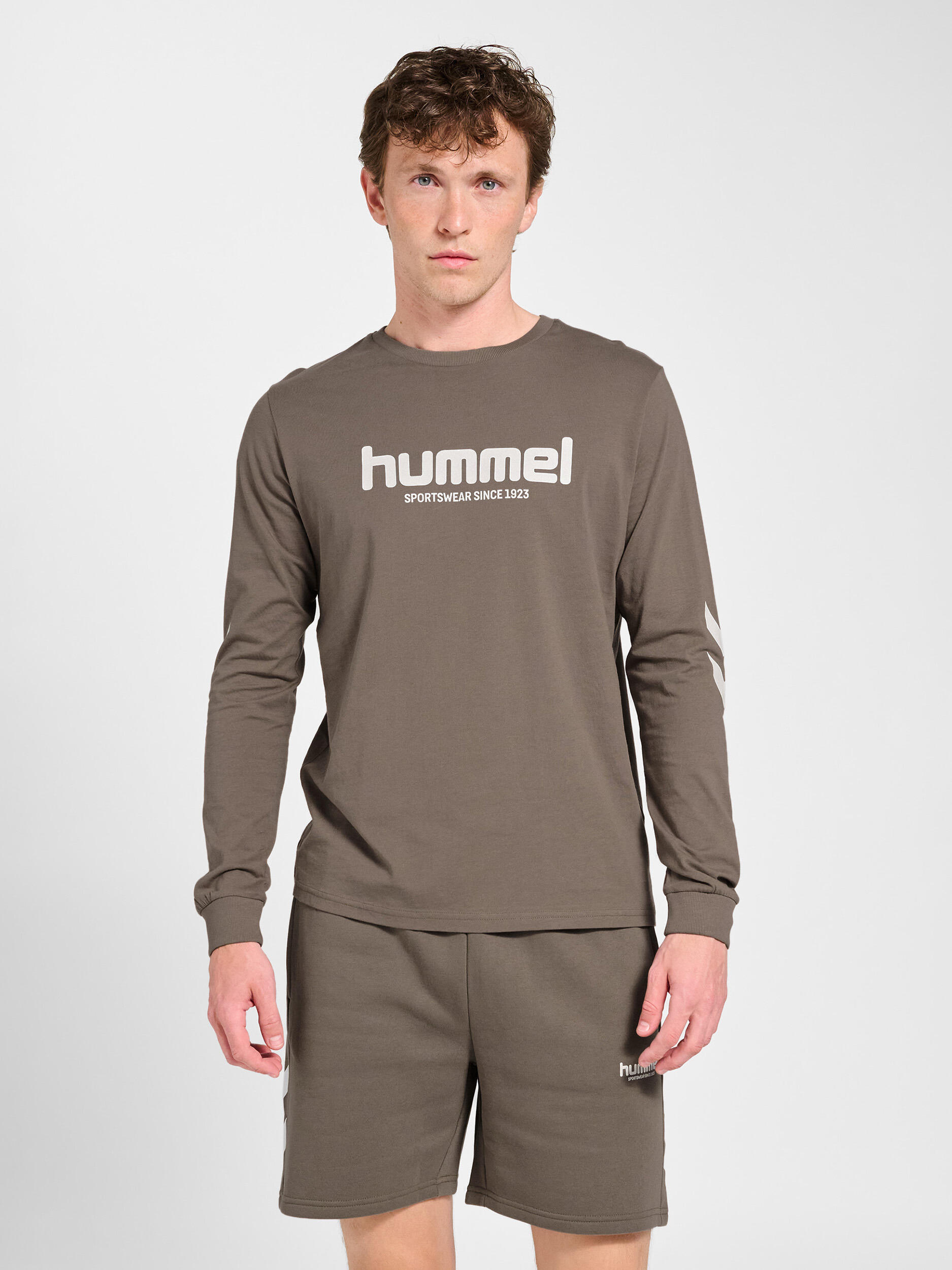 HUMMEL picture