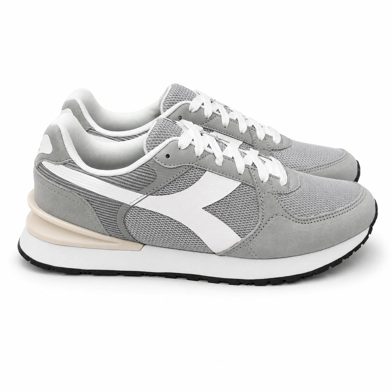 DIADORA picture