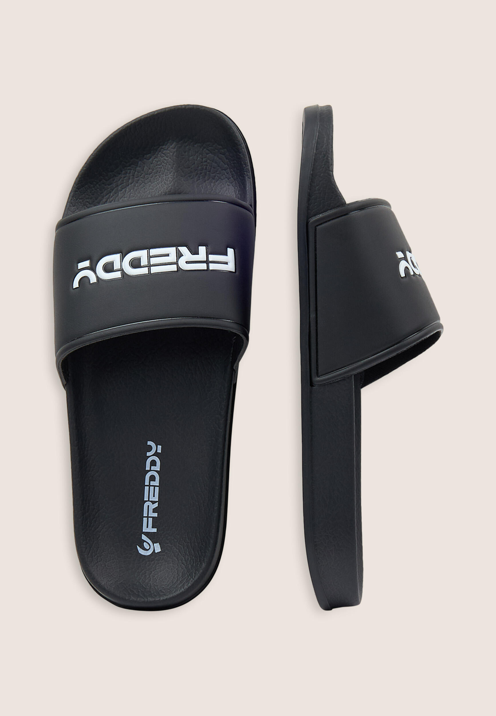 Claquettes slide pour homme avec logos contrastés et assise plantaire profilée 3/3