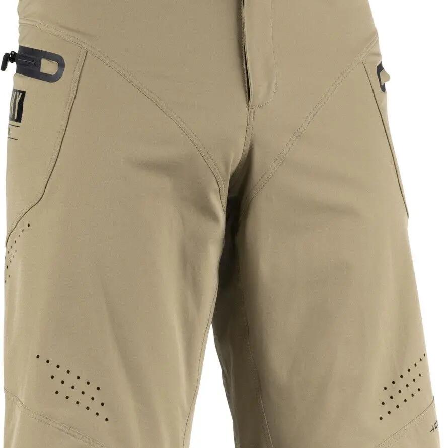Short Kenny Charger