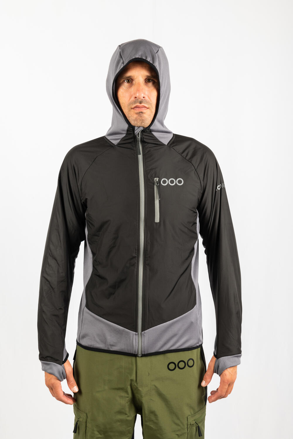 Veste ECOActive Light Insulated Hybrid Jacket with cap marque ECOON - Noir /… 5/7
