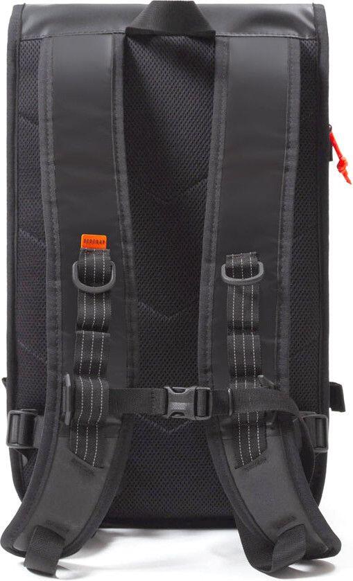 Mochila Restrap Rolltop 22L Negra 4/5