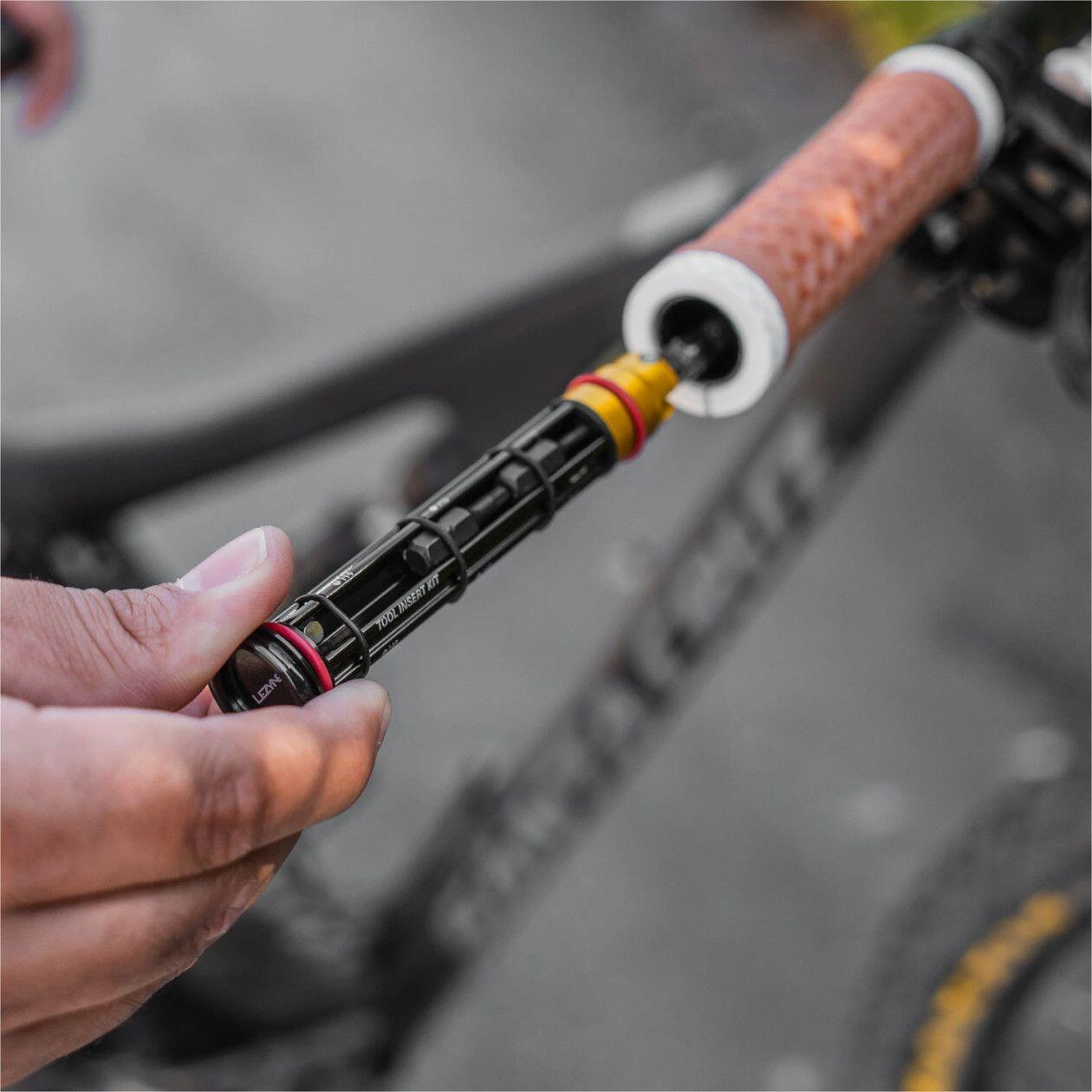 Lezyne Dual Insert Kit S Tubeless + Kit de reparación de herramientas múltiples 3/4