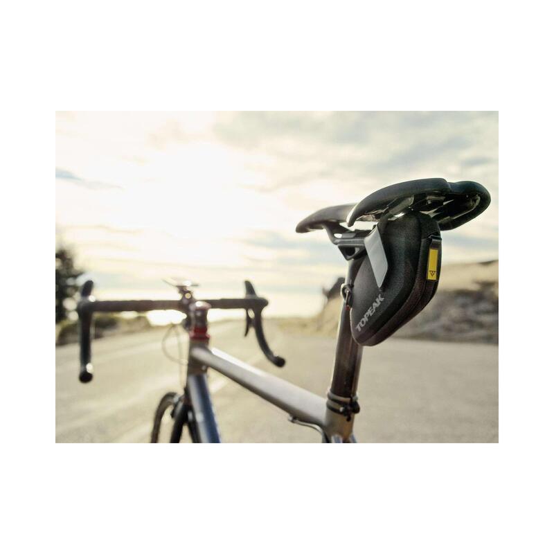 Geanta-Borseta Topeak Dynawedge - Volum 0.8 L, Negru