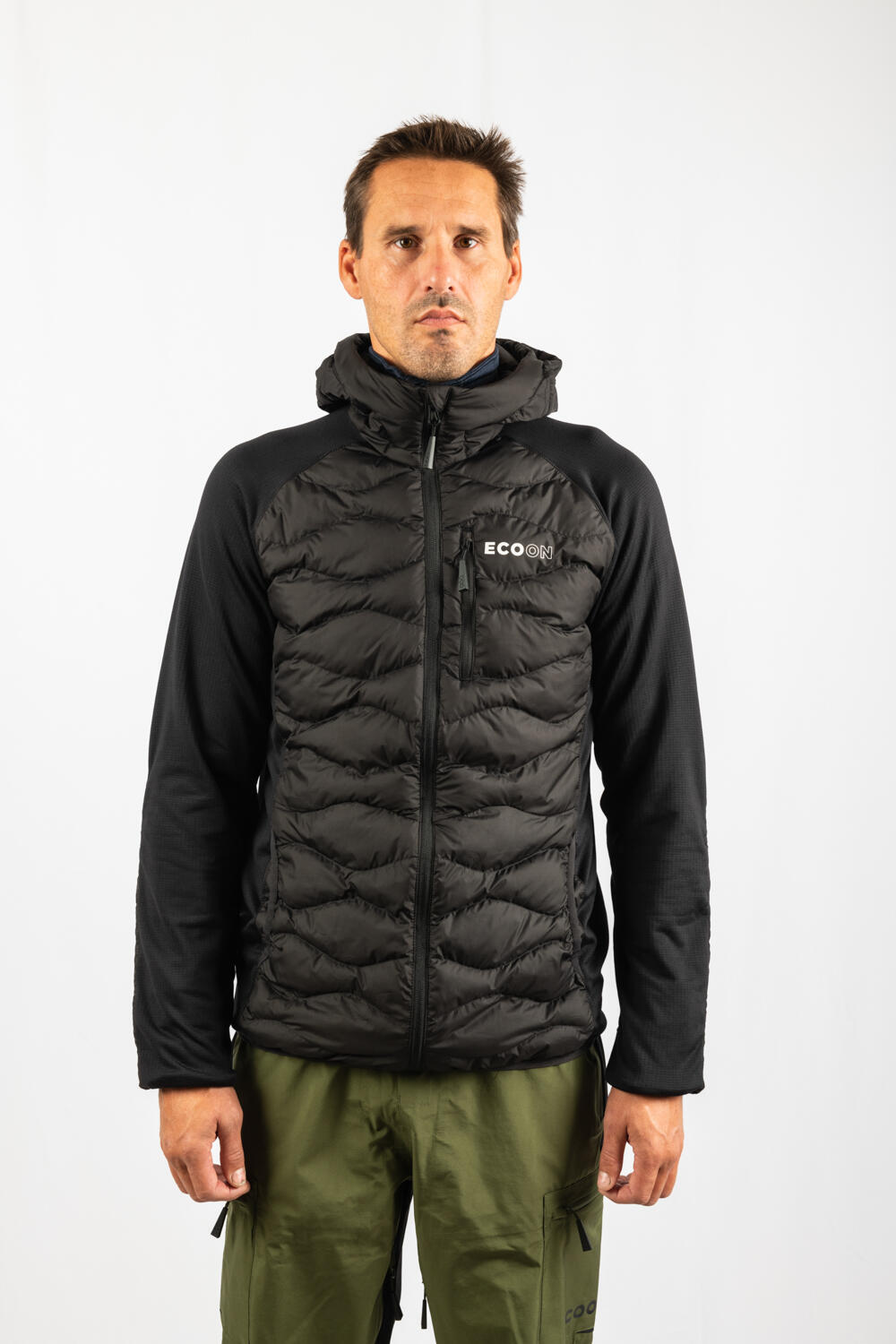 Veste ECOActive Hybrid Insulated Jacket with cap marque ECOON - Noir avec log… 2/7