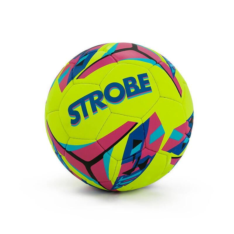 USR Strobe Sala 4 No Futsal Topu