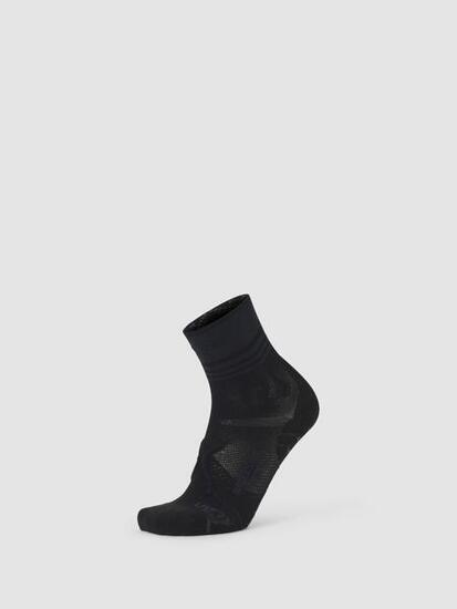 Runner's One Short Grip Socks