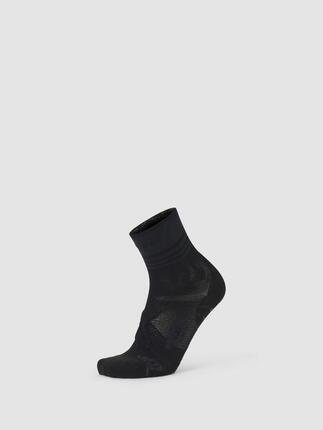 Runner's One Short Grip Socks
