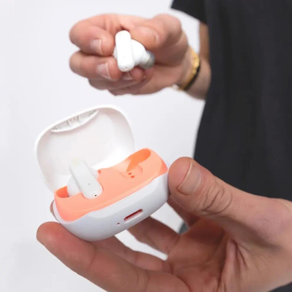 Smokin Buds® True Wireless In-Ear Bone/Orange Glow 3/6
