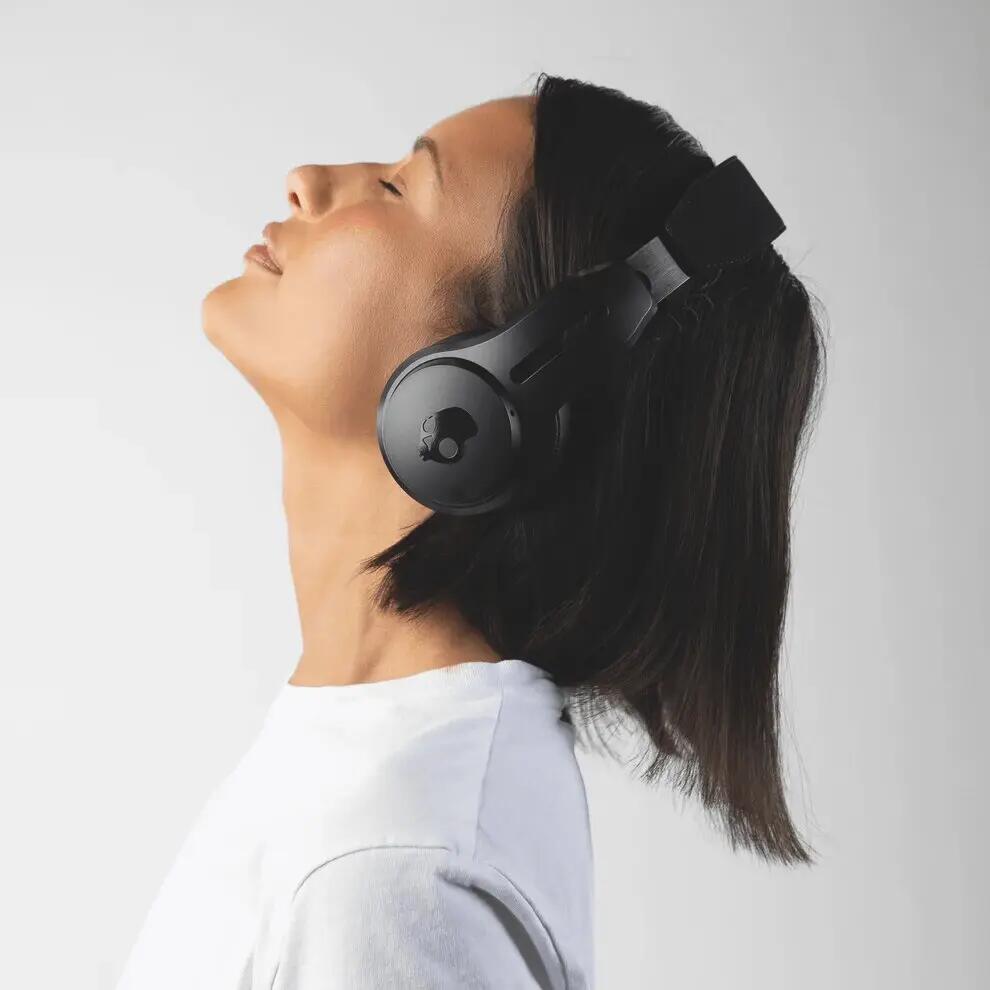 Icon® Wireless On-Ear True Black 4/5
