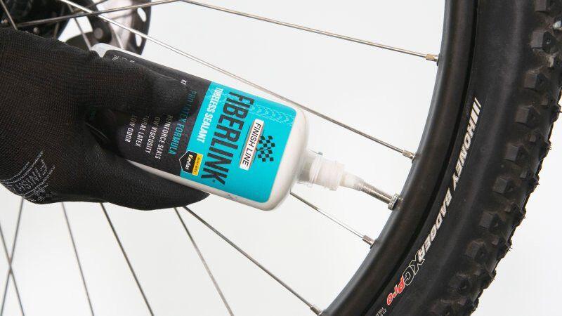 Finish Line FiberLink Pro Latex 240ml Preventative Fluid 2/5