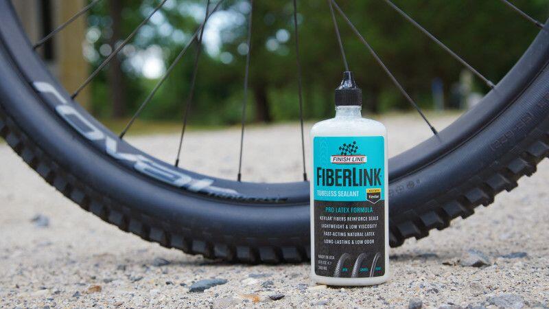 Finish Line FiberLink Pro Latex 240ml Preventative Fluid 5/5