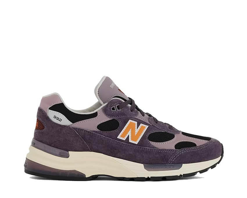 NEW BALANCE picture
